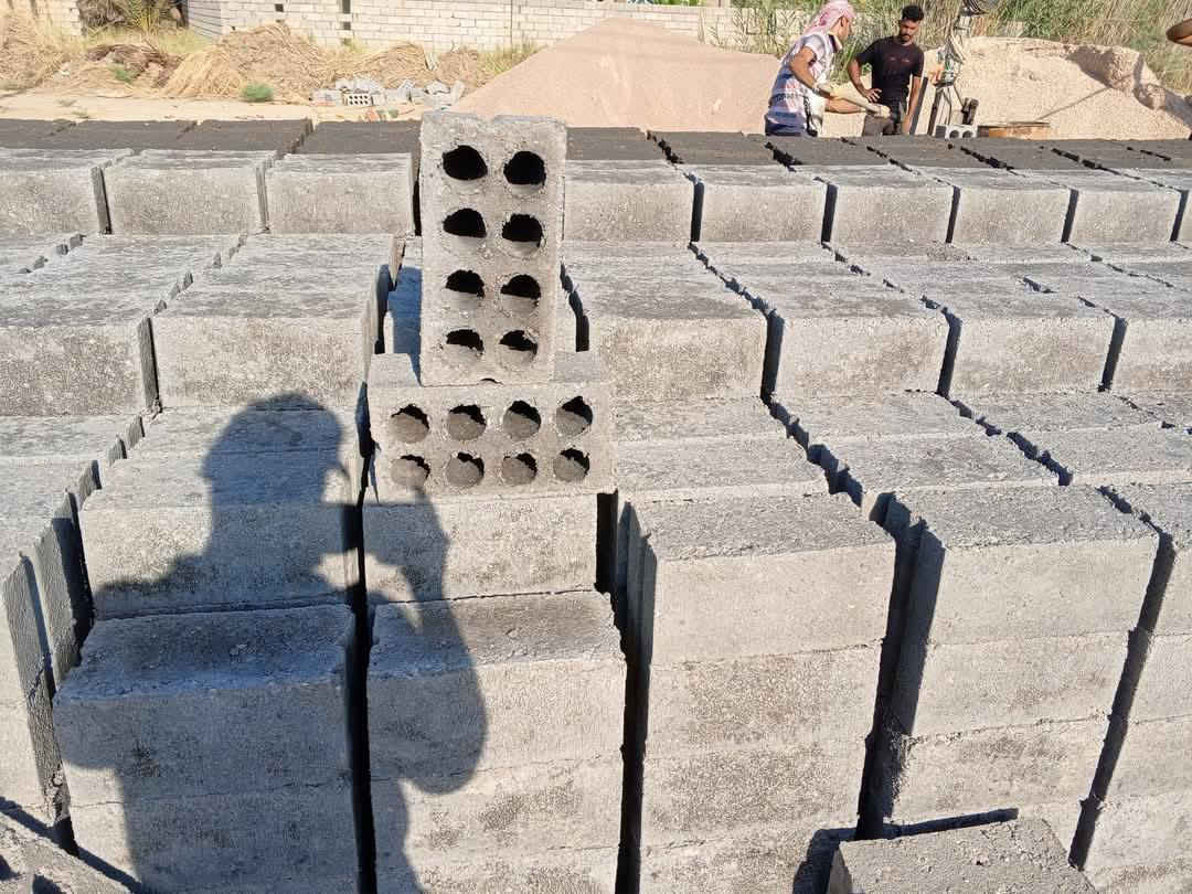 بلوك بناء الطول 34 العرض 18 سعرالالف واصل لجميع انحاء محافظة بابل 650 للاستفسار ،،،***********
