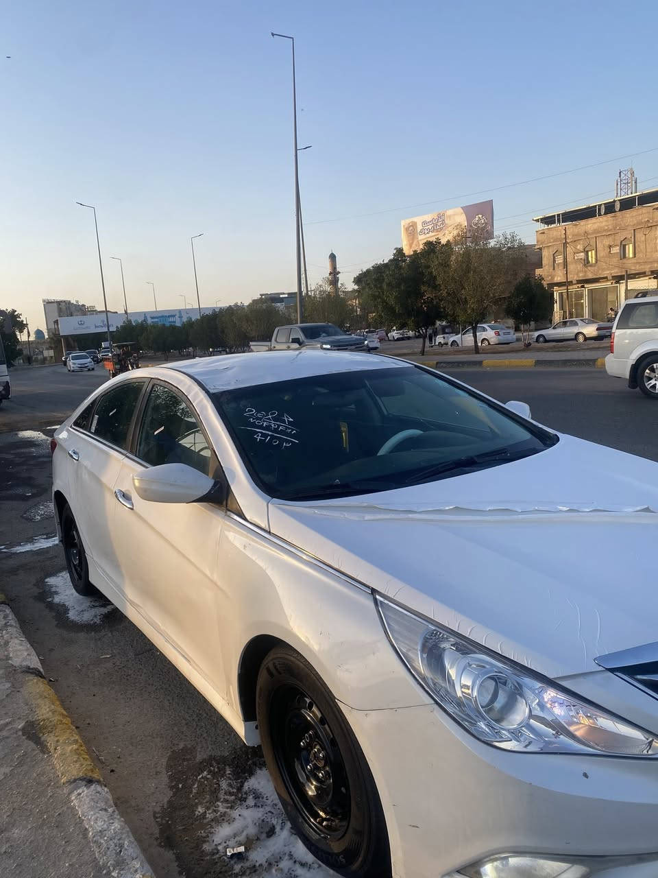 سلام وعليكم سوناتة 2014 ورد كندي حدثة جملاغ وبنيد وحدثهة الحلي دعمتلي موكب والقمارة الكصة صار بيهة طعجات وشوي بلباب فقط كير مكينة تبريد تاتفهة حدادة تخم تاير سيارة جاهزة علا آخر حبة السعر المطلوب 80 وبيهة مجال شي بصيط الشاري  سيارة ماخذهة بشدة و٩ الله شاهد  الشراي يتصل مكاني بصرة ***********
