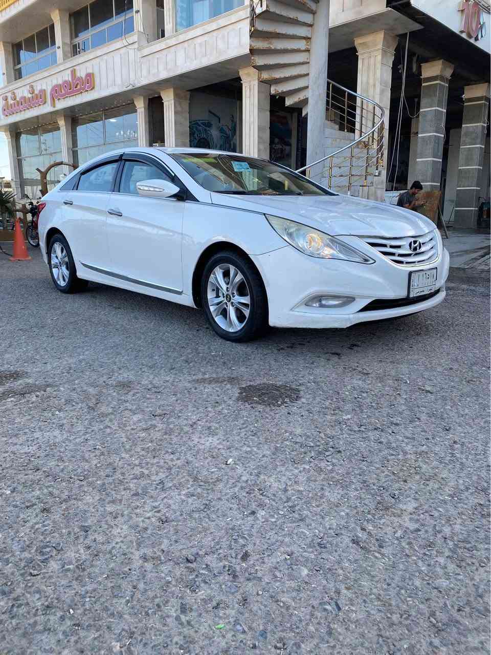 سلام عليكم سوناتا مديل 2011 خليجي ابيض صدفي سياره مكفوله من ضربه وتبديل وصبغ فقط قطعتين محرك 2400 دوش سياره جاهزه محرك وكير كفاله تبريد ثلج مرايات شفط حساسات خلفيه شفتات ستيرن رقم بصره رقم الهاتف *********** سعررر 115 مجال قليل البصرة, العراق
