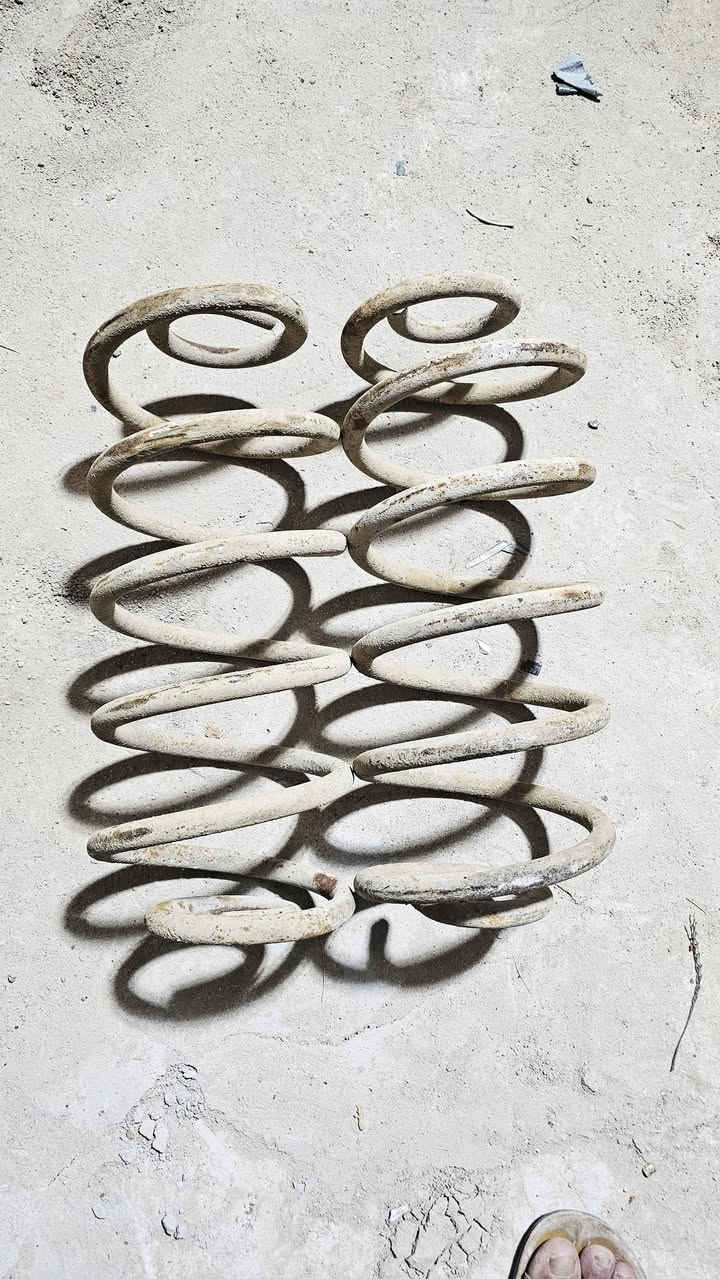 ضفيرة+ بك لايت+ دبلات دعاميه+ لحية +لوي كابرس للبيع السعر خاص***********
