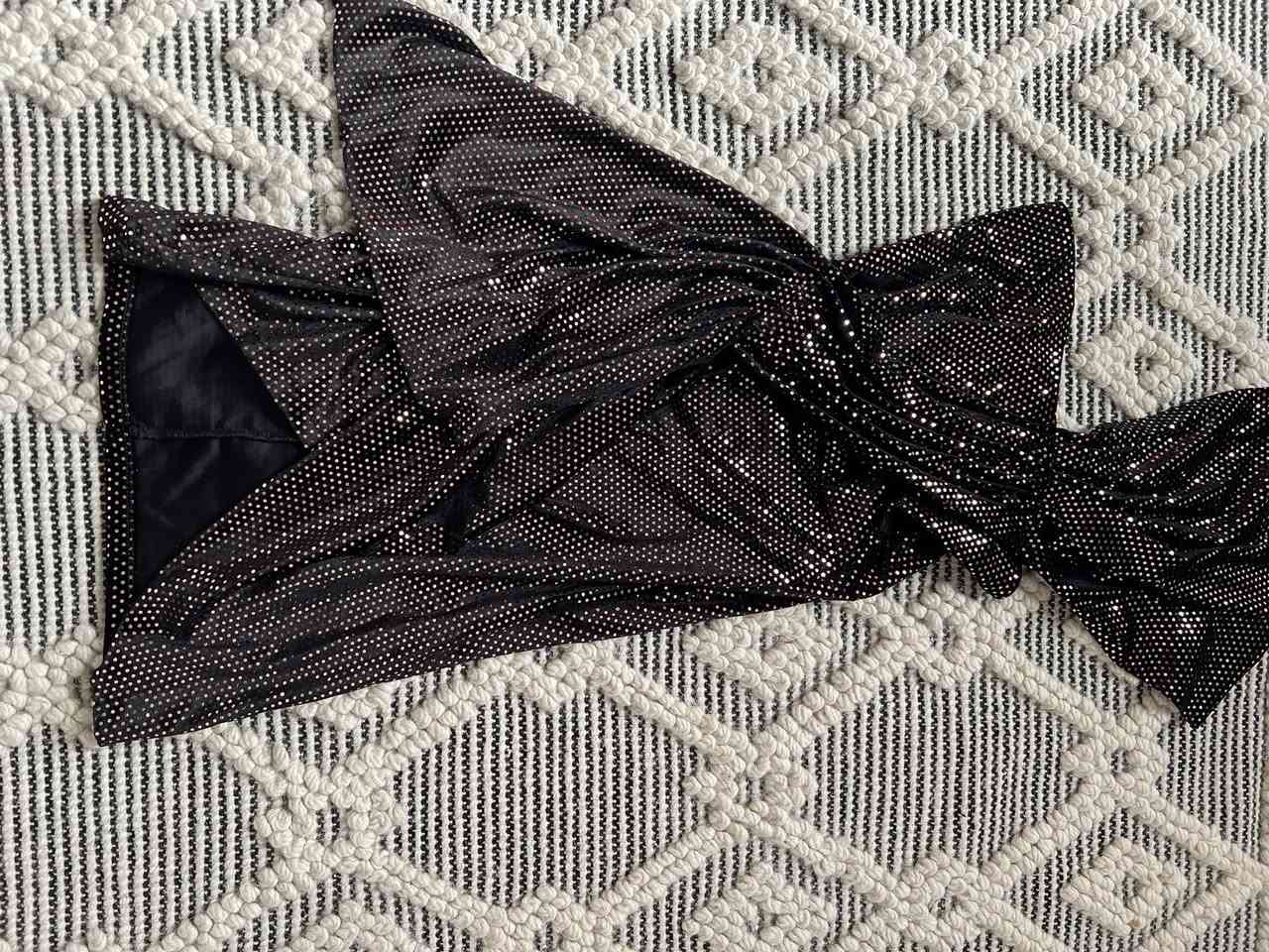 السلاعليكم ثياب بناتيه للبيع جديده ما مستعمله  سعر القطعه 10 الاف
المكان النجف 
توصيل ما متوفر


**إذا كنت صاحب هذا الإعلان وتريد حذفه لأي سبب، رجاءا أرسل رسالة إلى الدعم الفني**