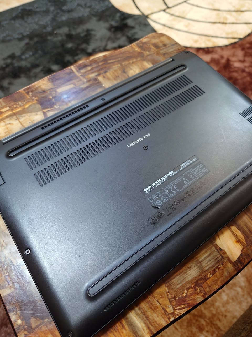 لابتوب لينوفو للبيع
المواصفات 
core i5 gen6
هارد 120 ssd
قابل للتطوير gbرام 4 
كارت الشاشة انتل 
بطارية جديدة قبل شهر مبدلها ينطيك 4 ساعات استخدام
السعر 155 
العنوان بغداد وتوصيل موجود


**إذا كنت صاحب هذا الإعلان وتريد حذفه لأي سبب، رجاءا أرسل رسالة إلى الدعم الفني**