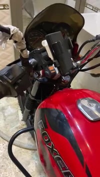 بوكسر 2023 مرقم بغداد كامل ما بيهة أي نقص 2700 وبيهة مجال 07752522547 ...