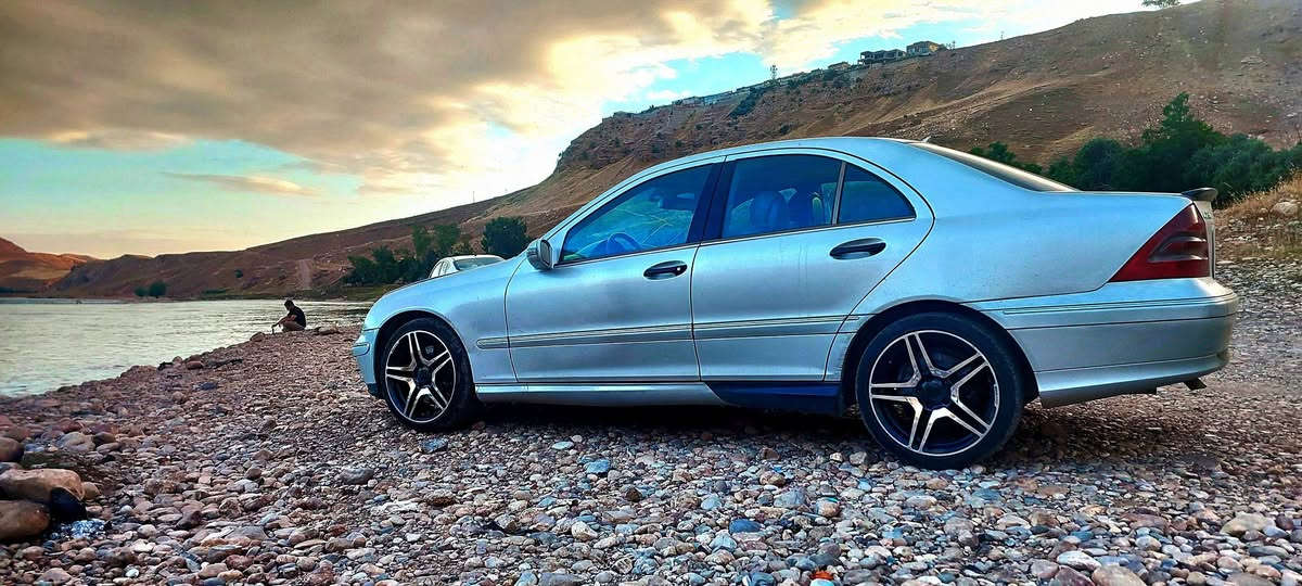 سڵاوی خودا لەهەمولایەک
چیتان هەیە بۆگۆڕینەوە 

مارسیدس c class  c230  مەکینەەو گیڕ vvt 
بیەداعم  ، هەموشتیکی بەشەرت ،


**إذا كنت صاحب هذا الإعلان وتريد حذفه لأي سبب، رجاءا أرسل رسالة إلى الدعم الفني**