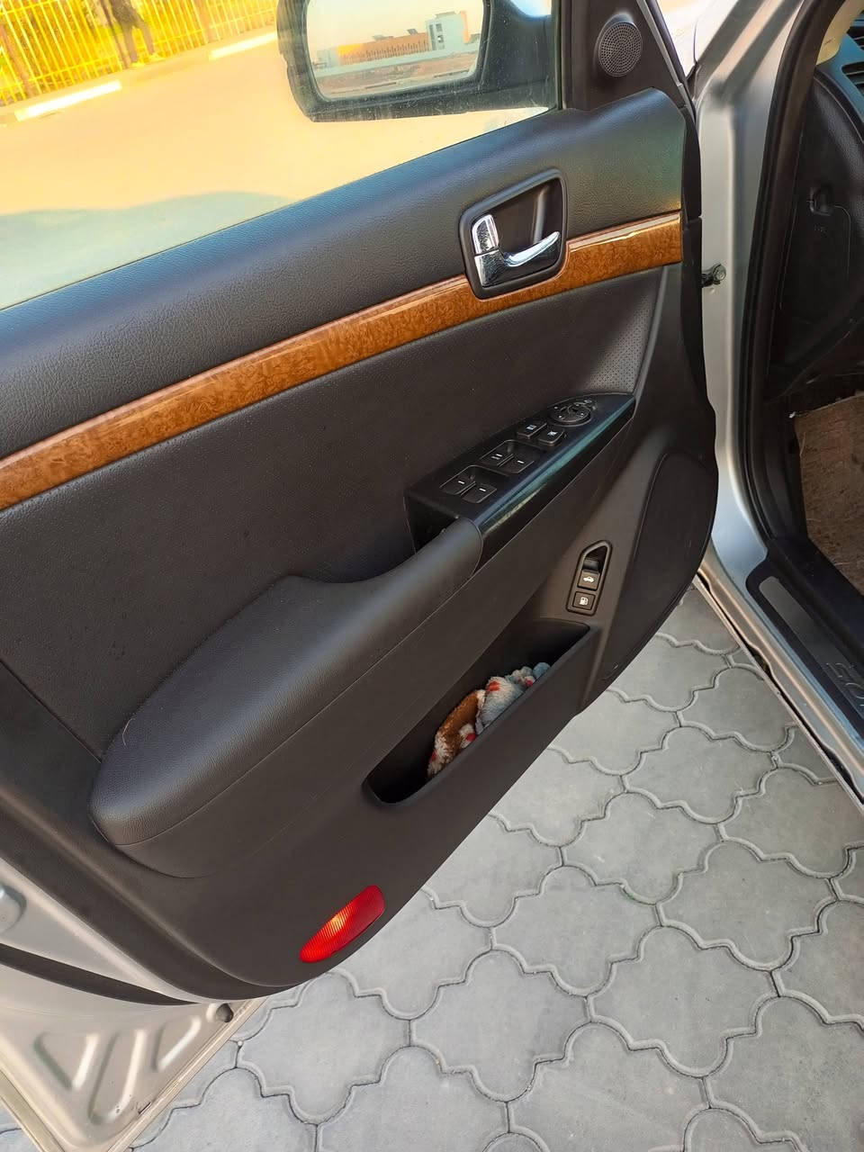 مديل 9 فووول بصمة
دخول جديد كارتون كص جنطة
بصمة 
كشنات جلد 
اشاير بلمري 
كشنات كهربائية 
تحكمات 
تبريد ثلج بلاد 
وهواي مواصفات مكانهة بصرة شط العرب سعر 53 
هاتف ***********
