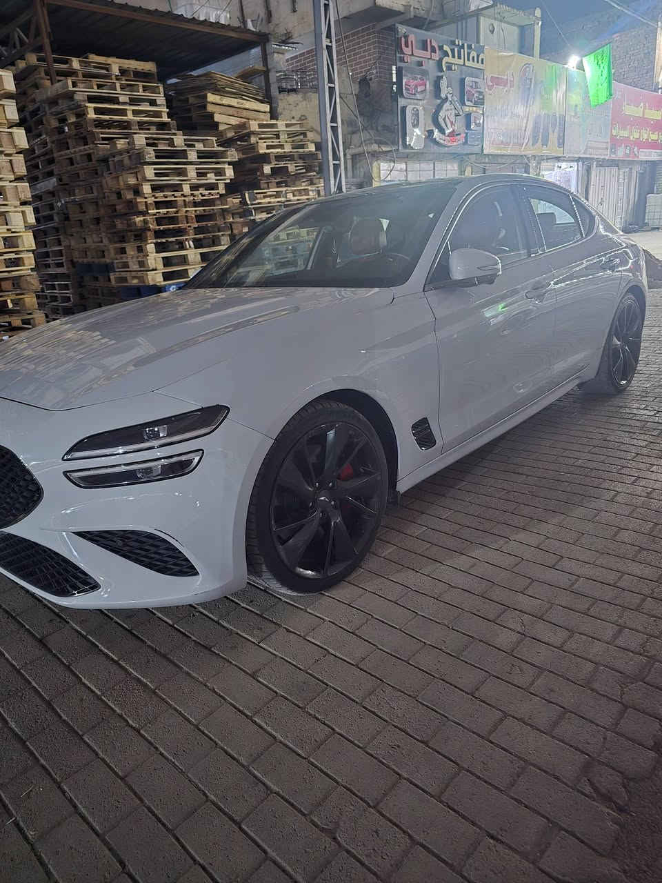 جنسس g70برستيج 2023
الرقم [    بغداد 
الون  [    سموك 
مكينه[   6 سلندر توين تيربو 
العداد[   44 الف KM
الداخل[  احمر بقلاوه بلاد 
حادث خفيف بس بارد فقد وبارد قلقل بس بيها قطعتين اب امريكا كلير باب و جاملغ و الاستفسار اكثر اتصل [***********]
السعر 270 وبيها مجال
