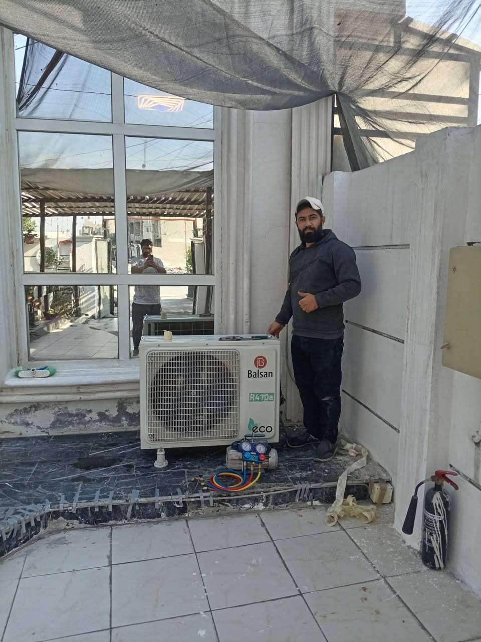 تم إنجاز عدة أعمال تنصيب سبالت 
▪️ تنصيب سبالت البلسان توسوت كنتوري
سعة 2 طن – عدد 2
📍 الشهداء
▪️ تنصيب سبلت  توسوت إنفيرتر
سعة طن ونص
📍 المنصور
🔧 تنفيذ: وسام البهادلي للتبريد
📞 ***********
📞 ***********
