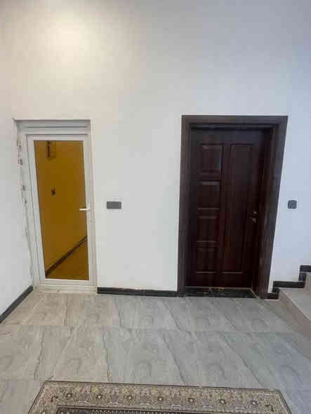 دار زراعي حديث للبيع منطقة السبع ابكار فرع جوهرة لبنان الجديدة المساحة ٥٦ متر يتكون استقبال ومطبخ وثلث غرف نوم وحمام عدد ٢ ومنور وبيتونة وسطح والمنطقة خدمات كاملة الاستفسار ***********
