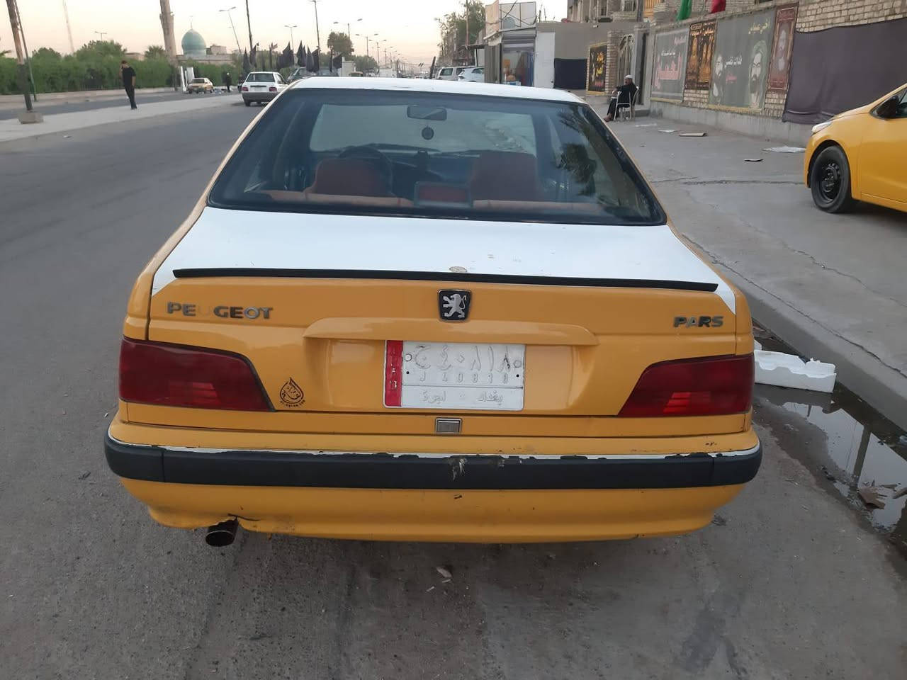 السلام عليكم
للبيع 
بيجو بارص موديل ٢٠١٥ رقم بغداد ألماني مكينة وكير مكفولات حدادية زينة بيهة جاملغ أمامي أيمن مبدل وجاملغ إمامي أيسر بارد وباقي للسيارة مكفولة من الظربة تحويل مباشر بأسمي السعر ٣٥ ورقة 
عنوان السكن بغداد مدنية الصدر 
رقم ***********
