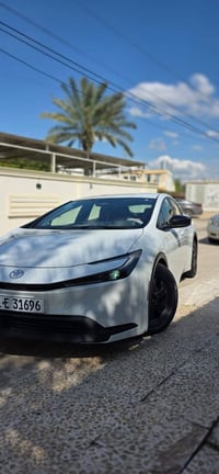 تيوتا بريوس 2023  رقم جديد بأسمي حادث مرفق مع الصور السعر 170 وللأستفس...