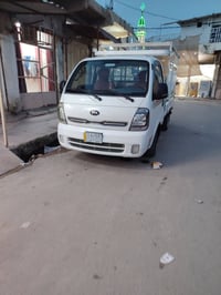 كيا موديل 21 رقم واسط السياره مقبوله كفاله عام على السودان السياره جدي...