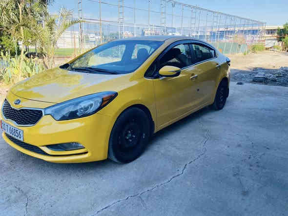 السلام عليكم كيا فورتي 2015 مكينه 2000 gdi بحاله جيده جدا لا صوت لاتبخير الكير جيد جدا السياره نظيفه لحد يقارنه بالمهجومات بالسوق مداريه كلش بالنظافه ونوعيه الدهن البجم كبس السياره داخله نظيف الصدر 90 بالميه التبريد شغال وبارد السياره تاخذه كبل للشارع مال شغل ظربته شويه بالجاملغات الاماميه صفح ومن وره عله كد شبر بالحوض 
السعر 105 وبيه مجال واليجيني ماارجعه مكاني بغداد حي القاهره جامع النداء 
***********
***********

