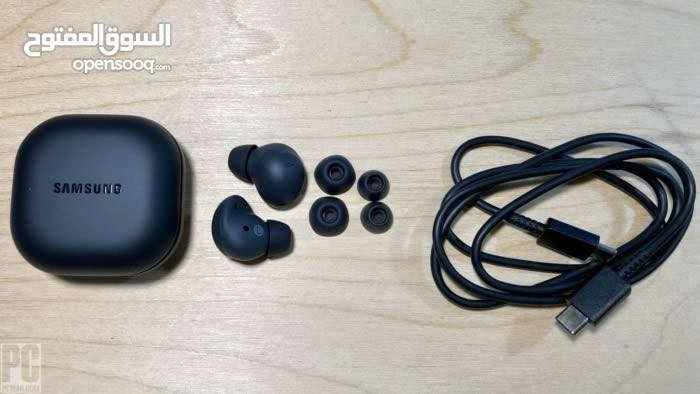 السلام عليكم 
سماعات سامسونج ‏pro ‏buds2 ‏galaxy اسود اللون استعمال شهر درجة النظافة 100‎%‎100 كامله مع حافظه هدية السعر 100 الف وبيهه مجال
مكاني البصرة - الامن الداخلي
رقمي ***********
