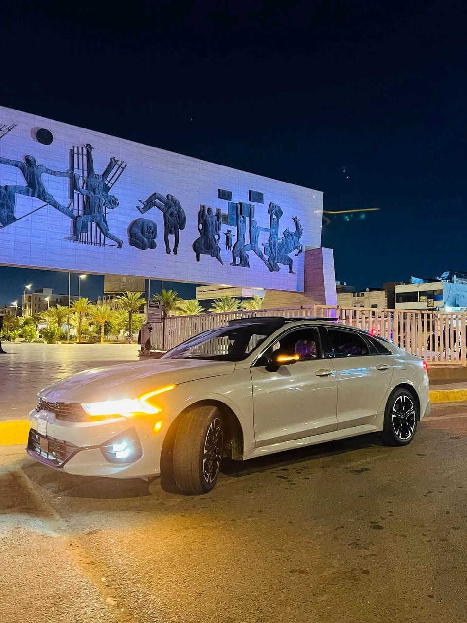 كي فايف K5 موديل 2023جيتي لاين
فول مواصفات للاخير 
مواصفاتها ماتذكرهن بكد مو مليانه
بانوراما 
رادارات 
توقف ذاتي 
قيادة ذاتيه 
4 انضمه قياده 
ايكو /نورمال/ سبورت/انسيابي 
كشانه كرزي جلد 
كامرة دواره وبنفس الوقت 260 درجه
بصمه تشغيل دخول ذكي 
اشارة ترحيب عند الاقتراب
سقفيه اسود بلاد
شحن وايرلس
شاشه كاربلاي
تخم تاير جديد
تخم حداديه جديد 
هزه جديده
سنويه جديده تسجل جديد 
رقم صلاح الدين باسمي
 لون سمنتي ضررها 3 قطع 
للبيع ترهم نقد وترهم مقدمه زينه 
الخاص مقفول اتصل ع رقم 

‭0780 033 7119‬
