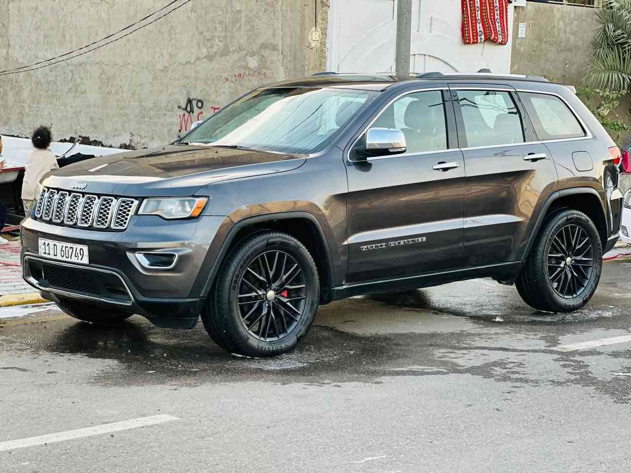 جيب شيروكي موديل 2018  ماشيه 112 حادثها بنيد فقط بدون اي دواخل (السعر 187) قابل للتفاوض 
للأستفسار***********

صور الحادث والسونار مرفقة بالمنشور فول مواصفات ماعدا البنوراما بصمة تشغيل وبصمة ابواب كشنات جلد كهرباء شاشه كبيره حساسات خلفيه 
جنطة كهرباء شفط  فور ويل4X4 محرك 6 سلندر منافذ فولتية ومنافذ شحن ثلاث وضعيات قيادة تحكم ستيرن أشاير بالمري ويل كب كروم داخل صاج نقاط عمياء السيارة ماشية 112 فقط كلش جديدة وجاهزة من كلشي مكينه وكير وحداديه وتبريد مكفولات مكان السيارة كربلاء المقدسة
