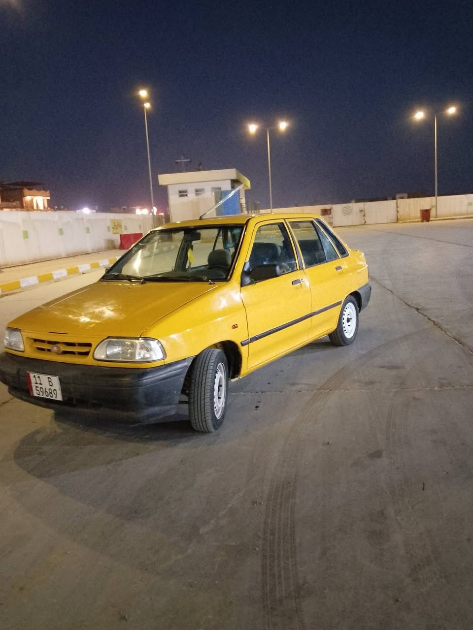 سلام وعليكم سايبه موديل ٢٠١٢ رقم بغداد نكليزي بسمي مصفره هيئه مرور سياره جديده كير مكينه حداديه تبريد ثلج مكفولة شواصي جدد تخم تاير مابيهه نقص ابد   مكاني بابل كرنيش.  سعر  ٢٨ وبيها مجال   ***********

