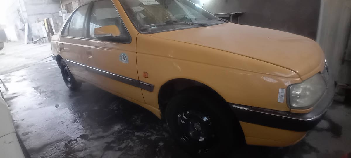 سلام عليكم بيجو لميس موديل 2015
السياره خير من الله 
المكان بغداد حي البتول 
السعر ٤٣ وبيهه مجال بسيط رقم بغداد انكليزي 
الرقم ***********
مامتواجد على الفيس
