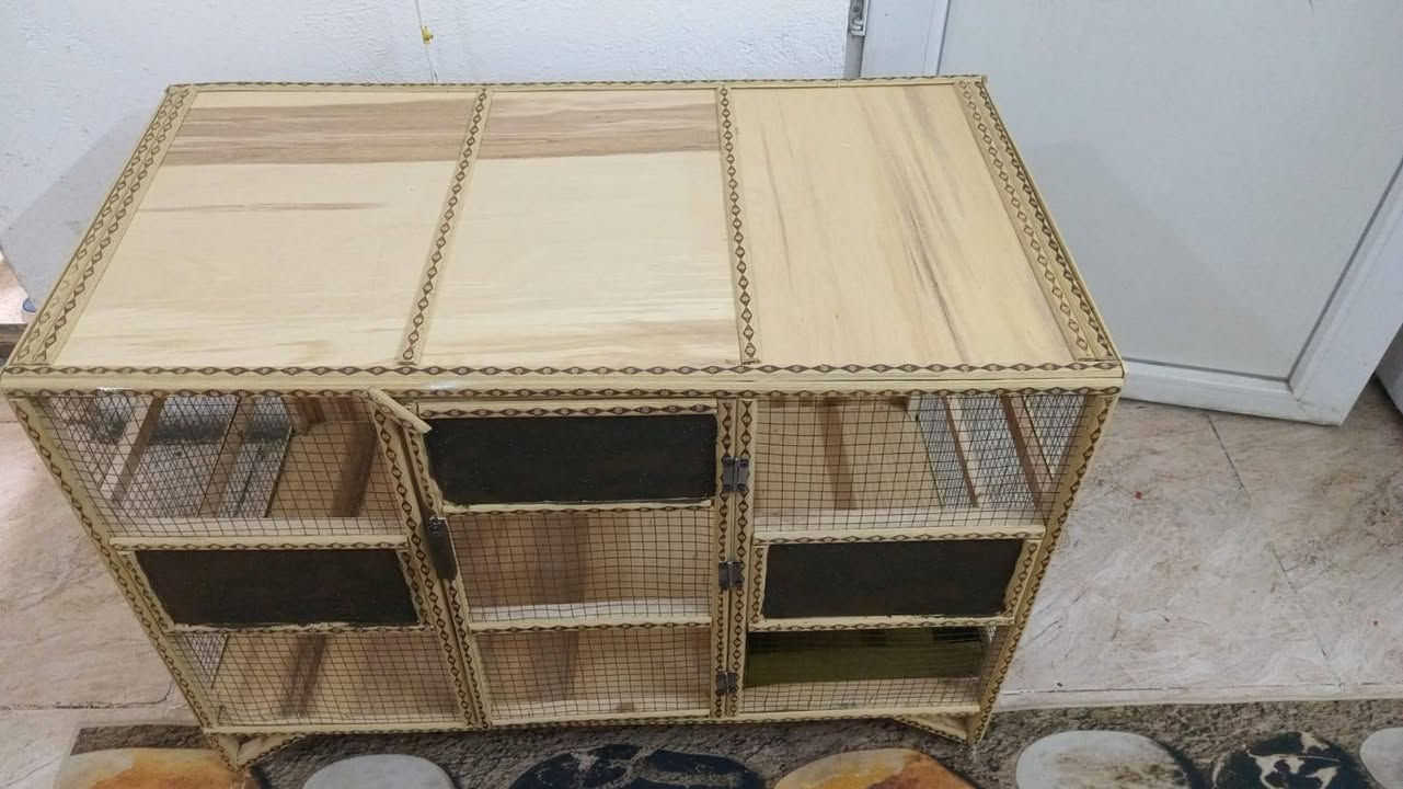 صلى على محمد توصيل داخل بغداد فقط
خانه دجاج حسب طلب زبون 

لارتفاع 65

عرض 95 

نزال 50 

وتساب *********** 

25 الف سعره
