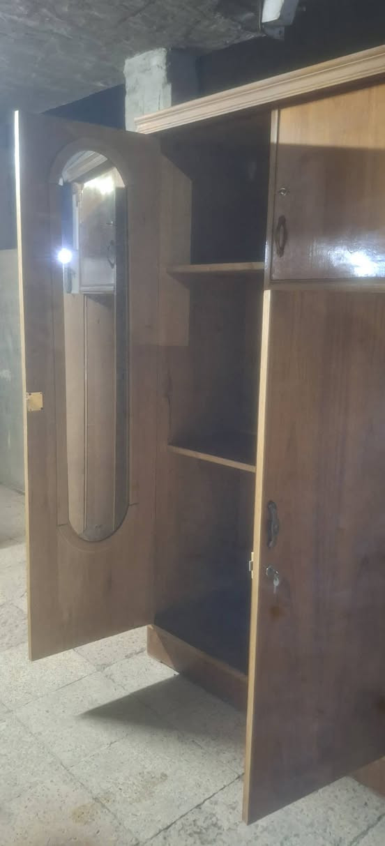 تخم ملكي سعره 350 قفل
كنتور سعره 150
مكاني ابو غريب النصر و السلام واكو توصيل بي واتساب ***********
