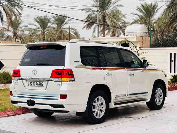 ﷽
بسعر مناااااااسب جدا
‏‎سلام عليكم 
 للبيع او مراوس 
لاندكروز 🔥 2017  💣 ويت اديش🚀 GXR:
فول موصفات لايت اسود 
السياره احله من الصور بالحقيقه 
فول مواصفات 1/1 💯 :
1- فتحة 🕳️
2- بصمة 🔐
3- ماشية 98 حقيقي 🧡 وقابلة لزيادة 
4- حساس خلفي وامامي 🎶🔊
5- ثلاجة 🥶
6- 2 كراسي كهرباء ⚡
7- تشغيل عن بعد 💥
8- شاشات عرض 💻
9-كامرات 2 دوارة 👀
10- 8  ايرباك 
11-دفع رباعي 🎮
12- شاحن واير لس
12- رقم اربيل بأسمي 
حجم المحرك: 4000 ✅
ملاحظة // السيارة كفالة عامة من جميع النواحي 
حته الدعاميات وشرط  الفحص ✅
جديدة بمعنى الكلمه شرط زيرو  تخم تاير حدادية تبريد جاهزة من كلشي مابيها اي نقص وبالعافية ع تكون من نصيبه
بأسمي شخصياً هزه وفحص جديد تحويل مباشر  
#مفخره_الأرض 🔥 
🟩 السعر المطلوب  _ ( 488 $ )💸قفل                            
ماكو هيج سعر بهيج نظافة مستحيل 
لاستفسار الاتصال ع الارقام التالية 📲📲
‏ *********** // 0781 578 1463 ) 

تحياتي لجميع 🌹 🌸 🙏🏻
الموقع 
‏https://maps.google.com/?q=32.753235,44.410568

‏ المحاويل
