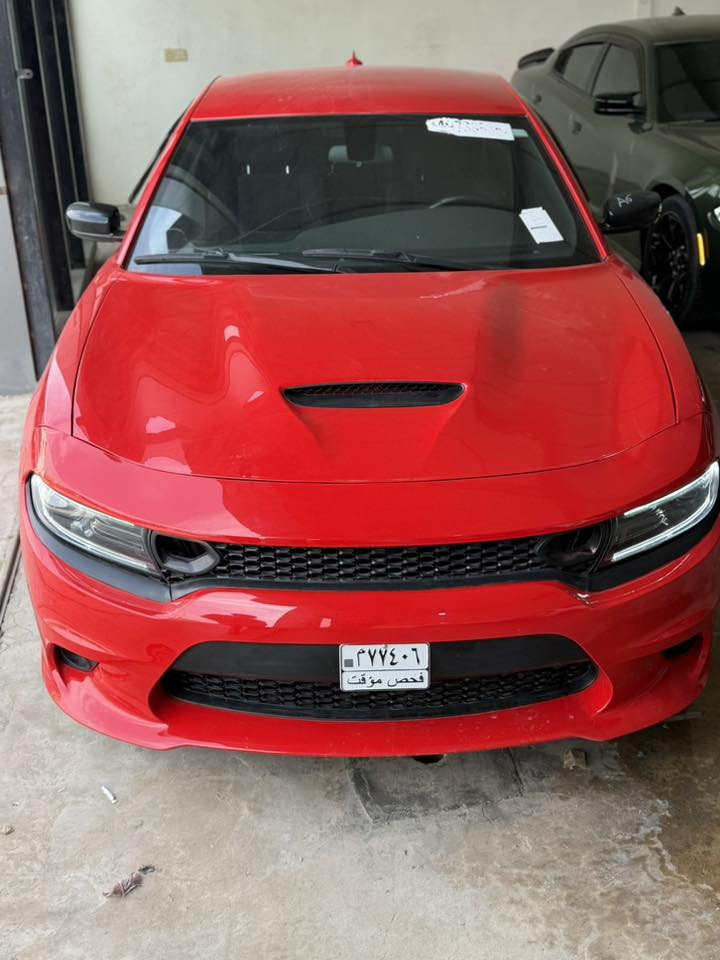 موديل 2023
الفئه sxt 
مواصفات ال sxt المعرفه بل 23 
السياره ⭕️(بدون ايرباك) (⭕️بدوننننن)
ماشيه 15mi بعدها لوك جديدة تخبل 
سياره عليها نصبه فولل 
بدون رقم اي محافظه تريد ترقم عادي ثاني يوم ابصملك 🫆
حادثه موضح بل صور ورقم الشاصي بل صور اذا تريد دكه وتأكدد 
وفقط بيها بارد بين البابين جهة السايق وهم موضح بل صوره 🖼️
وسيارة جديدة كلششش 
للأستفسار ***********
