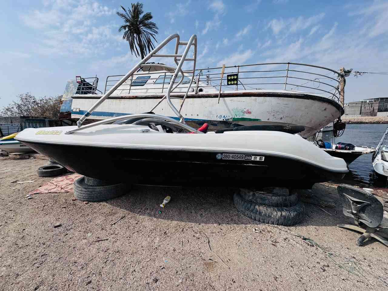 السلام عليكم زورق للبيع النوع سيدو. وارد اليابان مامشتغل بلعراق. العنوان البصرة السعر 65. نهايتة قفل. 🔐 ***********
