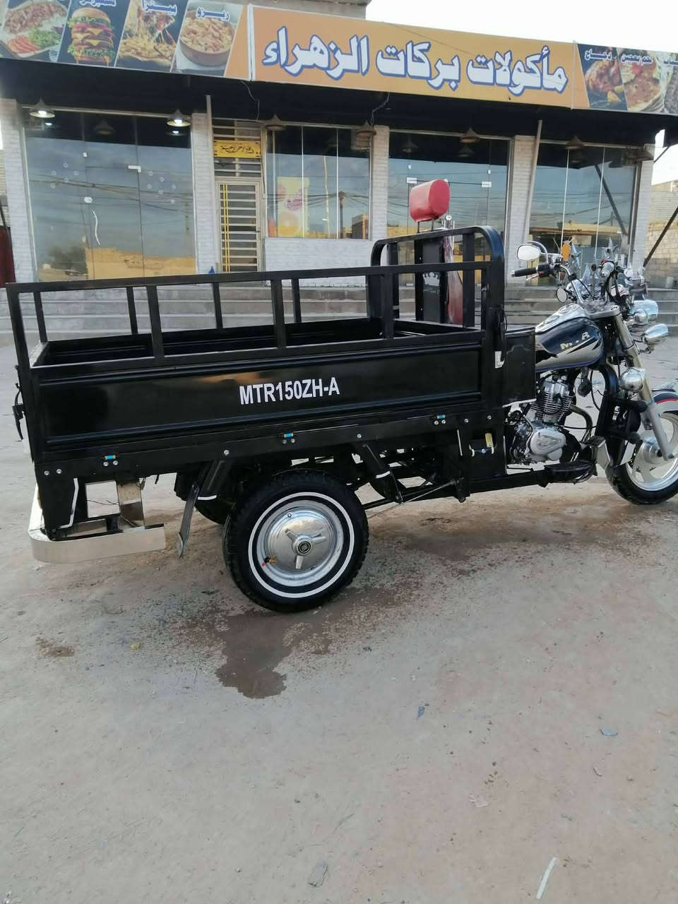 السلام عليكم سته للبيع موديل 22 اوراق صولي قبل الوقت مكان نجف دراجه هي وغراضها كامله دراجه خير من الله احلى من الصور مكان نجف مقابل قناه الغدير ***********مقفوله كفاله عامه برغم عايزه وكل حياه جبريل
