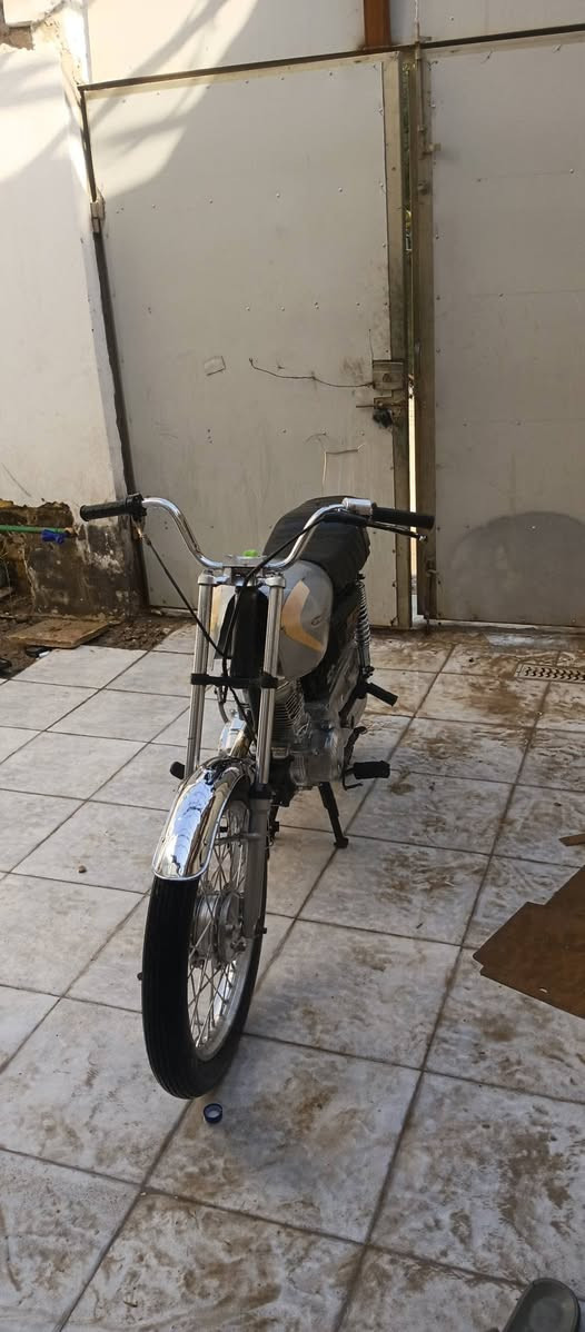 دراجه أربعة كير للبيع دراجه نضيفه 
السعر :175الف وبيها مجال 
***********
