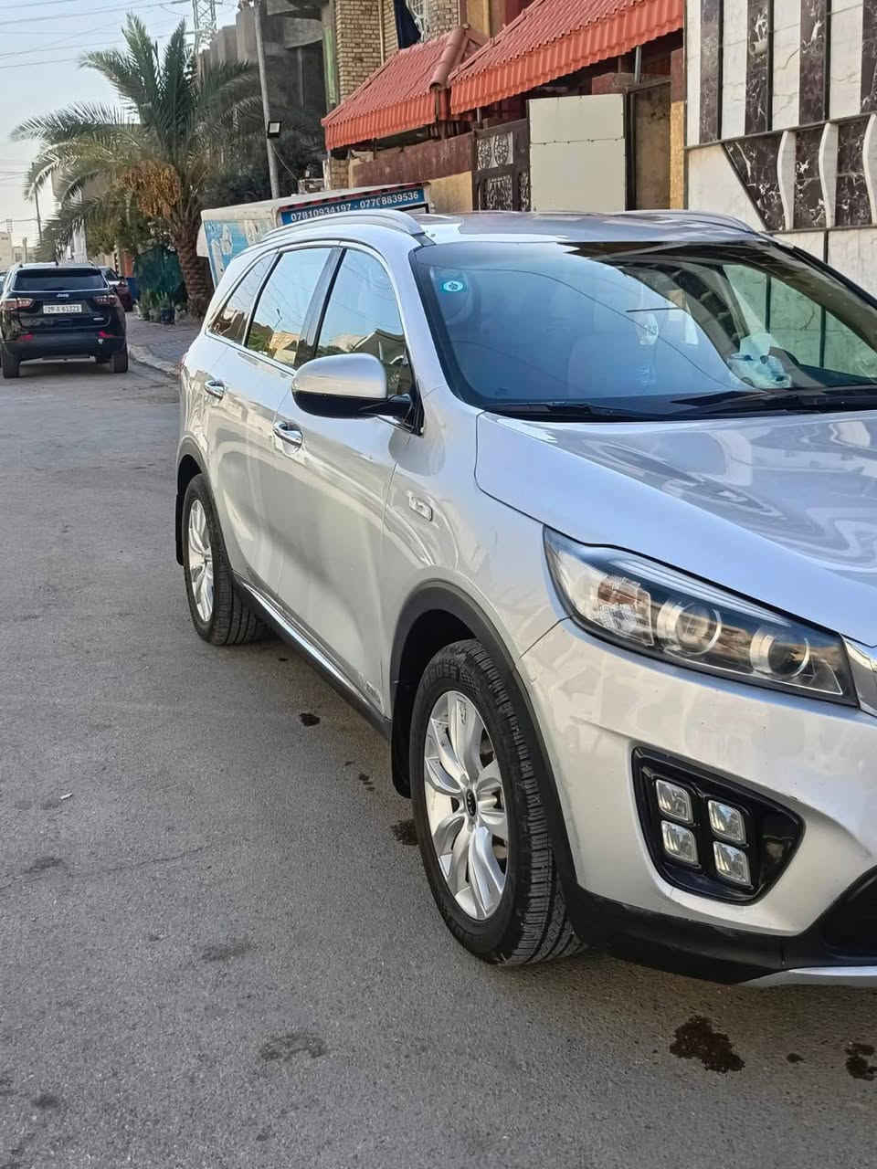 سورنتو مديل 2017وارد خليجي حداديه جديده تخم تاير سياره فور ويل سبعه راكب محرك 6سلندر السياره جاهزه *********** السعر 170تحويل ثاني يوم
