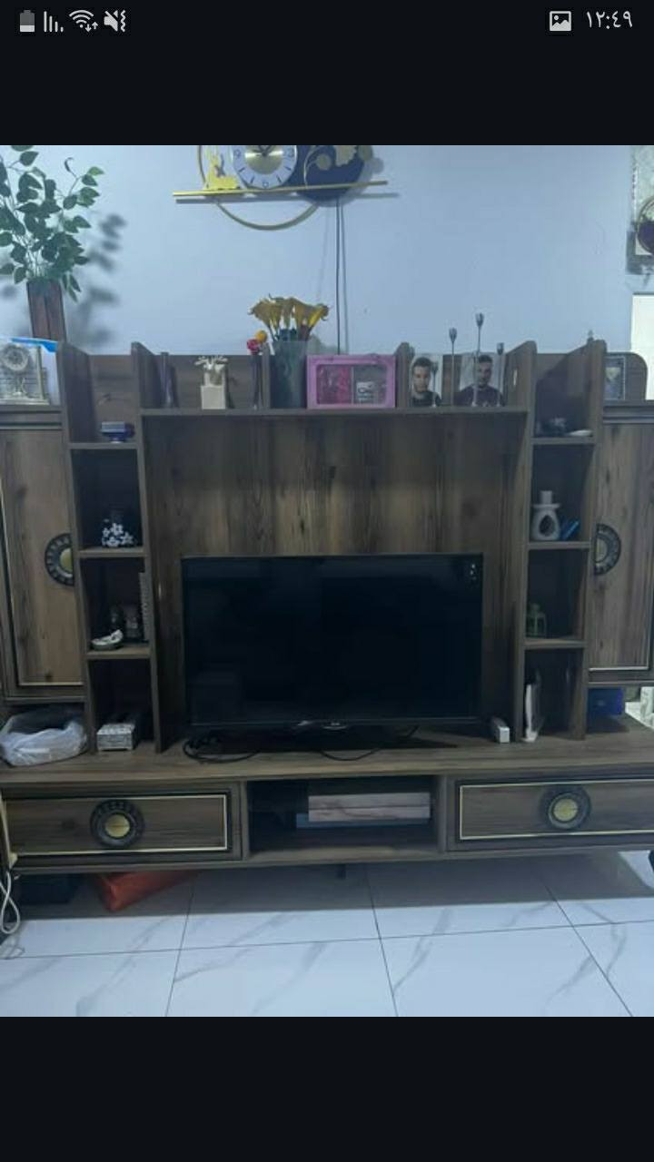 السلام عليكم وافي للبيع جديده سعر 300 بيها مجال ما بيها اي ضرر للاستفسار 0 7 7 7 4 9 3 4 2 7 9
