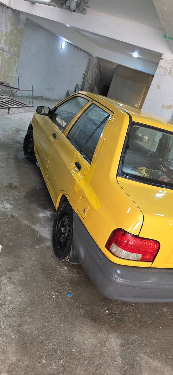 السلام عليكم سايبه 2022
سياره جاهزه خير من الله 
مكينه ما مفتوحه عل بلاد 
ماشيه ٨٠ الف 
بيها طخه بل باب الي،وره السايق موضحه بل صور 
والجاملغ الامامي الخشم مالته 
كامره وشاشه 
الرقم الجديد 
هيئه وغرامات صفر 
باتري جديد 
بلكات وادامه صيفيه جديده 
فيت بم قاعده اصليه جديده 
لان سويتلها ادامه صيفيه 
بسمي السياره  مو ب اسم احد لاخ وابيع شرط التحويل 
نواقص  السياره 
١ مشط ستيرن بس الصفحه الي عكس السايق تنكط شي قليل 
٢ تبريد بي ليك شغال كمبريسر وكلشي ما بي بي ليك من يم البواري البره 
٣ تايرات نص عمر 
مكاني الامين الثانيه 
***********
***********
السعر ٥٠ ورقه
