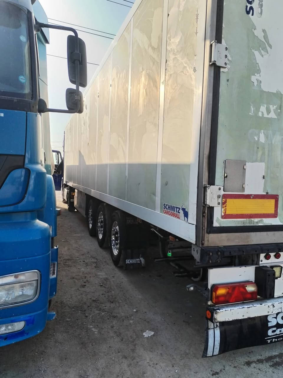 السلام عليكم
سياره موديل 2016
عربانه 2011
جهاز اس بي ثري
تخم تاير ويل كروم رأس وعربانه
حجم 45 كاور عالي 471
رقم أربيل باسمي
مكان السياره ذي قار مكلف بالنشر
للاستفسار الاتصال ***********
