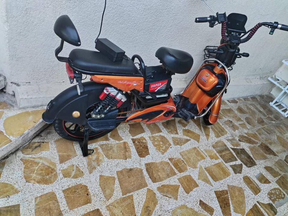 ماطور شحن حجم ٢٠ للبيع ٥ بطاريات 🔋 سرعته ١٠٠ سعرها ٣٧٥ وشرط انطيك هوا سعرها للستفسار اتصل ع الاوقام 
***********
***********
