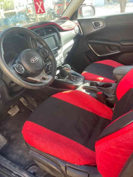 السلام عليكم
 سيارة صول 2020 فئة s وارد امريكي محركها جديد 2000 دوش 
ماشية 51mi 
السيارة مال معلمة والشرعي مالها موجود 
كير ، مكينة جديدة كفالة عامة 
شاشة كبيرة كامرة حساسات نقطة عمياء تحديد مسار 
السونار مالها موجود 
رقم الشاصي KNDJ23AUXL7114827
السعر 128 $ وبيها مجال 
السيارة مكانها بغداد الدورة ، ابو دشير 
للتواصل والاستفسار ***********
                             ***********
