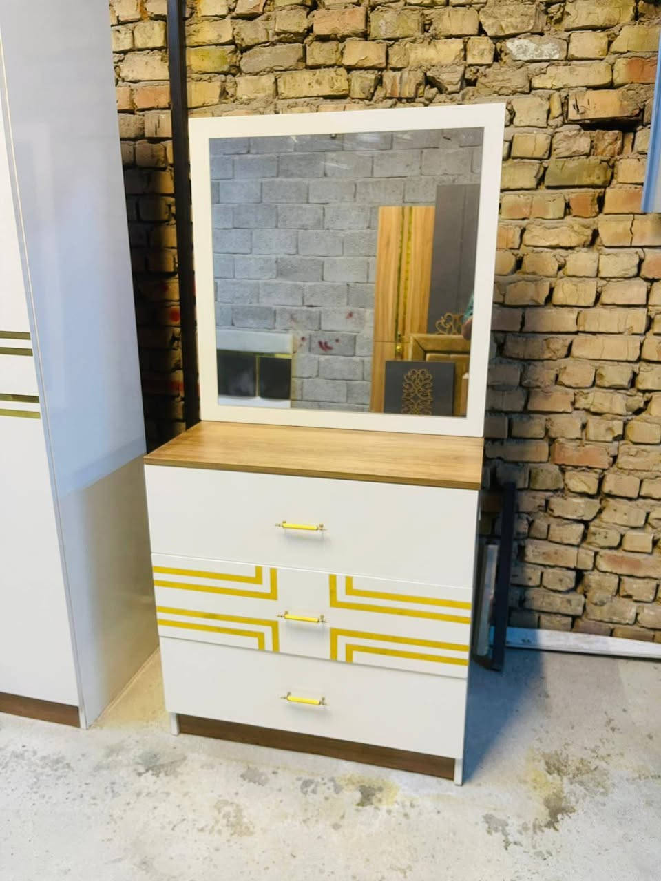 500 بس وي الشد والنقل داخل بغداد مجاني محافظات كروه البصرة, العراق


**إذا كنت صاحب هذا الإعلان وتريد حذفه لأي سبب، رجاءا أرسل رسالة إلى الدعم الفني**