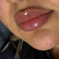 صالون جمانة • اكستنشن جل • فيلر شفايف