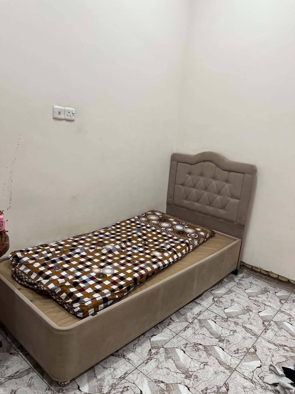 كاونتر للبيع اربع قطع تزكام نوع ثقيل مو سوكي كلش نضيفه اي ضرر مابيه 
جرابي العدد 2للبيع @إشارة


**إذا كنت صاحب هذا الإعلان وتريد حذفه لأي سبب، رجاءا أرسل رسالة إلى الدعم الفني**