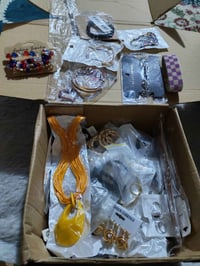 كراتين اكسسوارات • ٥٠قطعة • توصيل مجاني