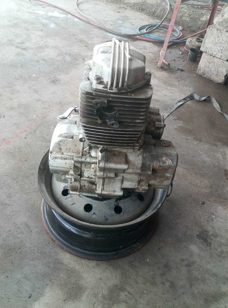 مكلف بالنشر
محرك ٥كير للبيع السعر ١٠٠وبي مجال

 العنوان القيارة قرية الجدعه 
*********** @إشارة
