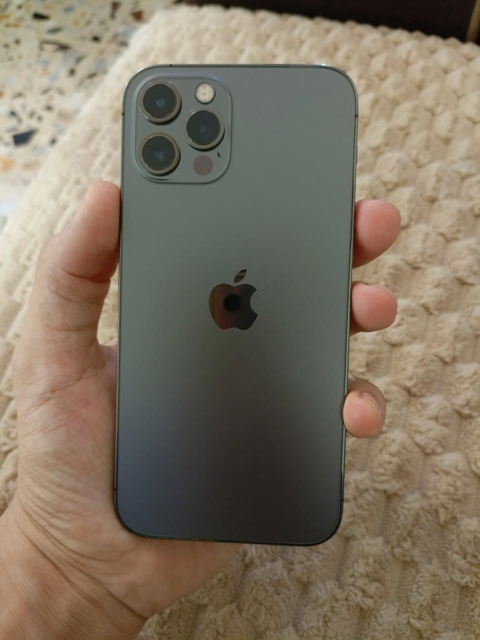 السلام عليكم
ايفون 12 برو 
ذاكرة 256GB
بطارية 77
الجهاز وتر على وضع المصنع
برغي ما مفتوح
النظافة فول
و هذا الفحص مالتة بالحاسوب


**إذا كنت صاحب هذا الإعلان وتريد حذفه لأي سبب، رجاءا أرسل رسالة إلى الدعم الفني**