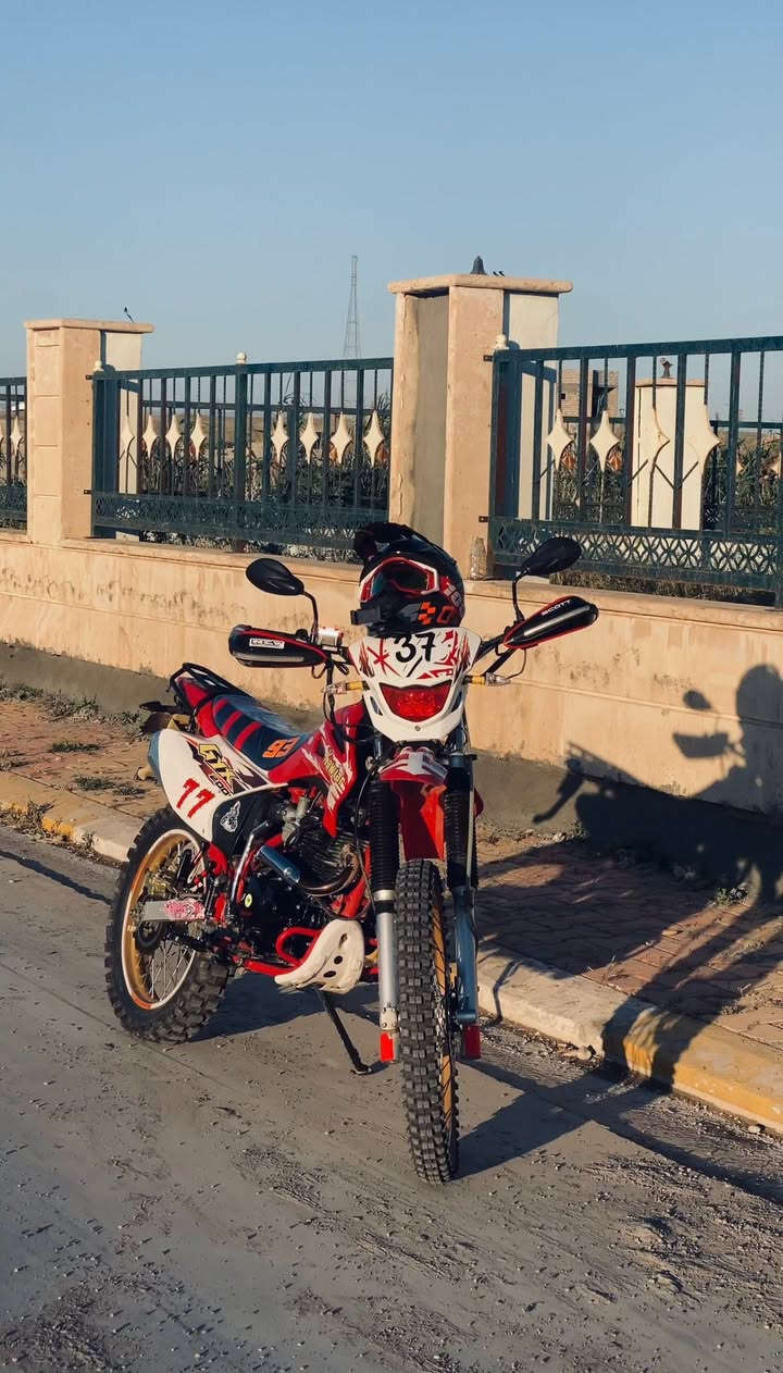 السلام عليكم للبيع كاويار موديل 25 محرك
200cc
باب اول
السعر مليون او150 بيه مجال
جنوب الموصل كيارة 
 ‭***********‬
