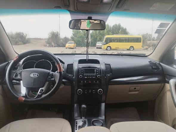 سلام عليكم سورنتو مديل 2012 مكفوله كفاله عامه حته 7راكب  دعميات اصليه عده بار بلا باب موضح بسونار خاص مغلق نتصل وتدلل سعر 148 بيها مجال ***********
