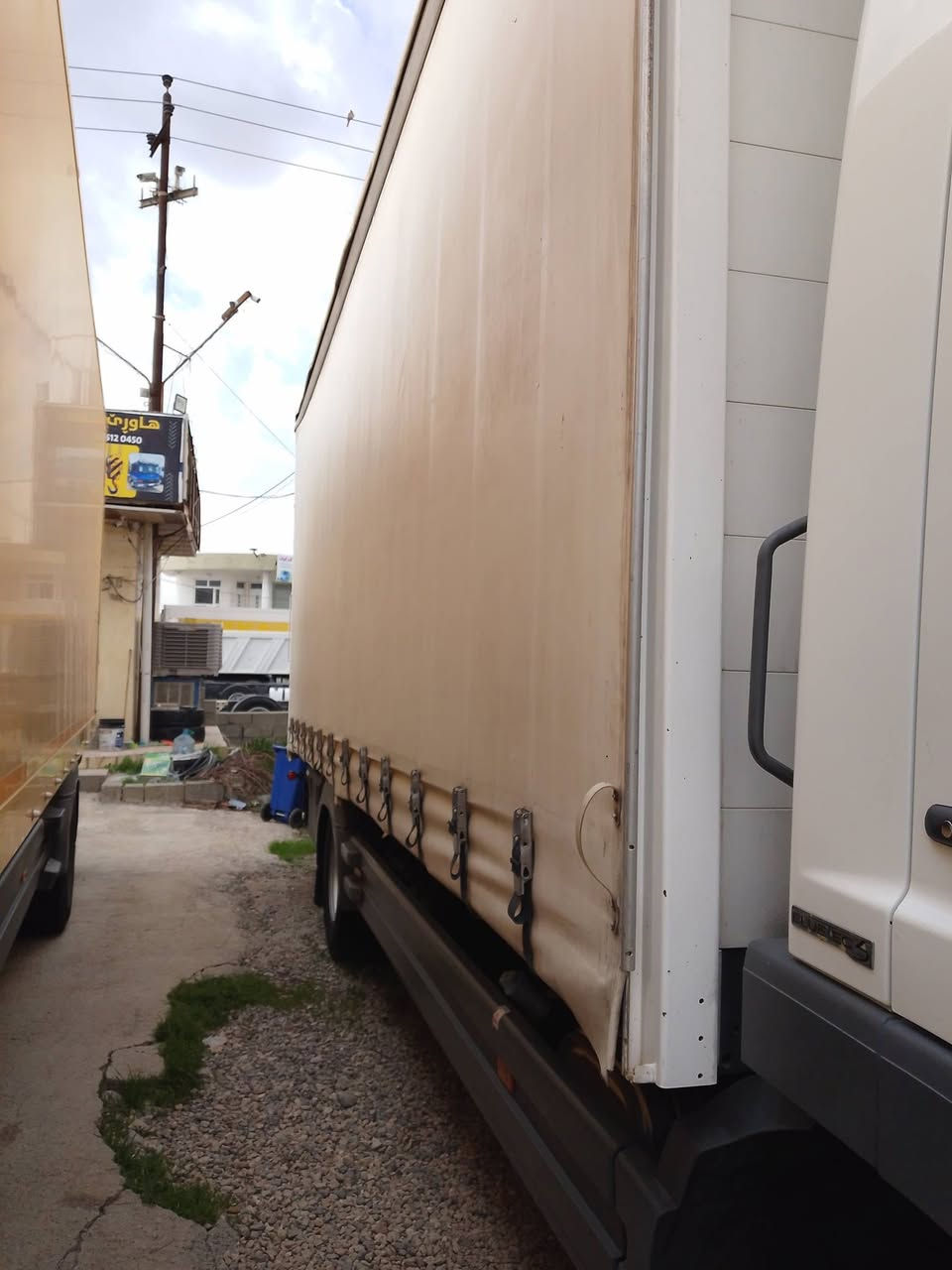 اتیکۆ2013 ثمانیە برغی 6سلندە ر
فول مواسفات واحد علی واحد قفل اکسل هاڤ تحدید سرعە بودی جادر مسرحی سنویە جدید تایرات جدید 
مکان سلیمانیە 
***********
***********
