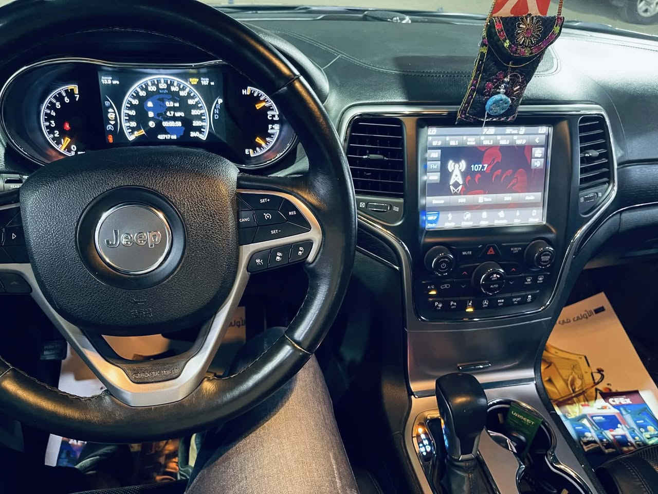 جيب ٢٠١٨  بغداد 
باسمي
فول مواصفات ١/١ حتى جكات بيهة 
 حساسات ورادارات امامي وجانبي وكومة مواصفات بعد ماشية ٧٠ الف
مراوس باوباما   
مكان السياره الكراده العرصات 
الحادث سرقة دعاميات والباب الخلفي من جهة الصدر
***********تصاال فقط وتساب
