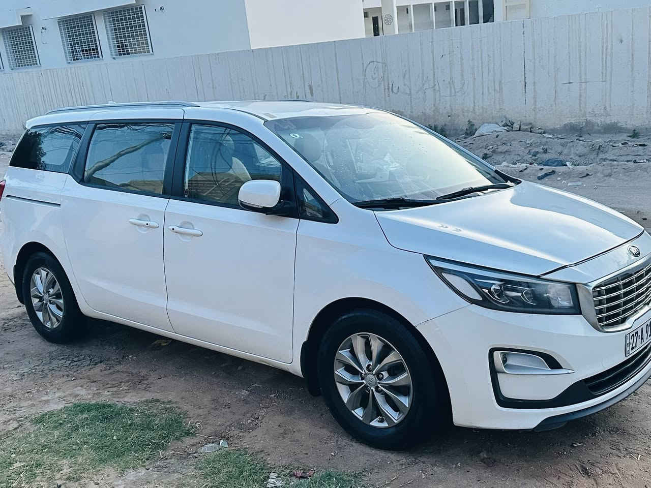 يالله للبيع كيا سيدونا موديل 19 وارد امريكي حادث جاملغ امامي فقط بدون تبديل راجع نفسه
مواصفات 
بصمه
بوب كهرباء 
جنطه كهرباء
حساس خلفي
كامره دواره
شاشه كبيره
ابل كار بلاي
مري شفط
كشنات جلد 
كشنات كهرباء
بردات بلاديه
كشنات تدفئه
سترين تدفئه
لايت زنون ابو العدسه
حداديه تبريد كير مكينه خير من الله
ماشيه 190 الف كيلو 
رقم ذي قار دولي بأسمي
السعر 218 وبيها مجال
للأستفسار ***********
مكان السياره النجف الاشرف خان النص
