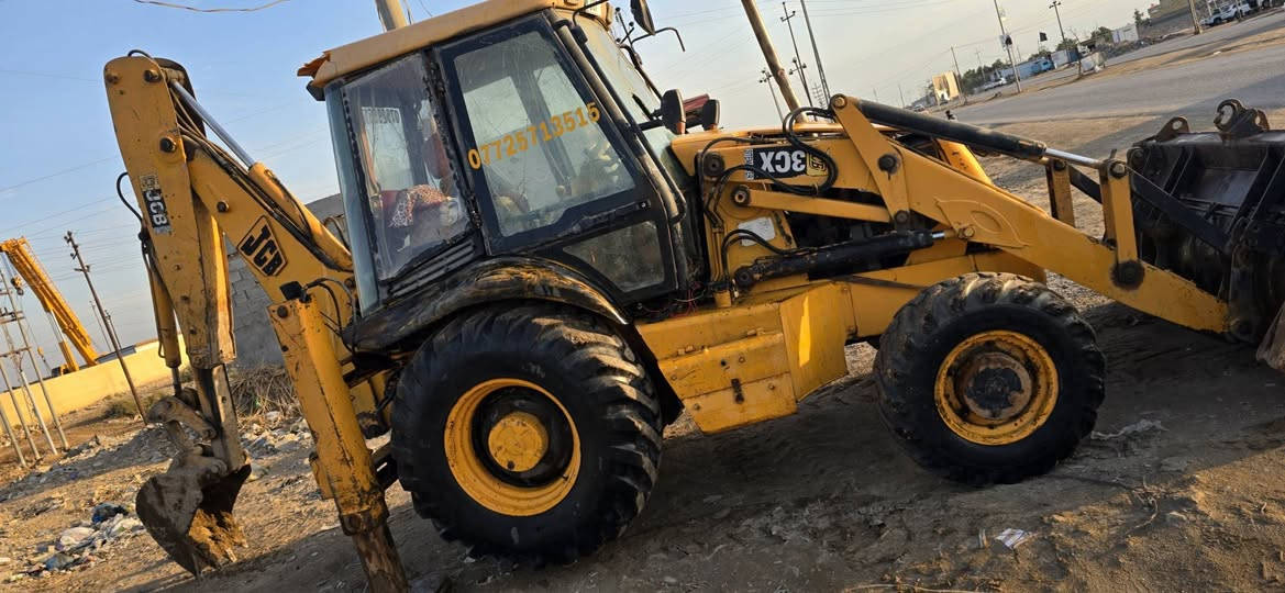 جيسي بي للبيع موديل ٩٩ كير عادي مكينه لا بخار ولا تنقيص كير خير من الله جاهز للعمل دكمه طسه كماش سلايت رقم مثنا نكليزي بسمي سنويه جديده العنوان العماره ***********وتساب
