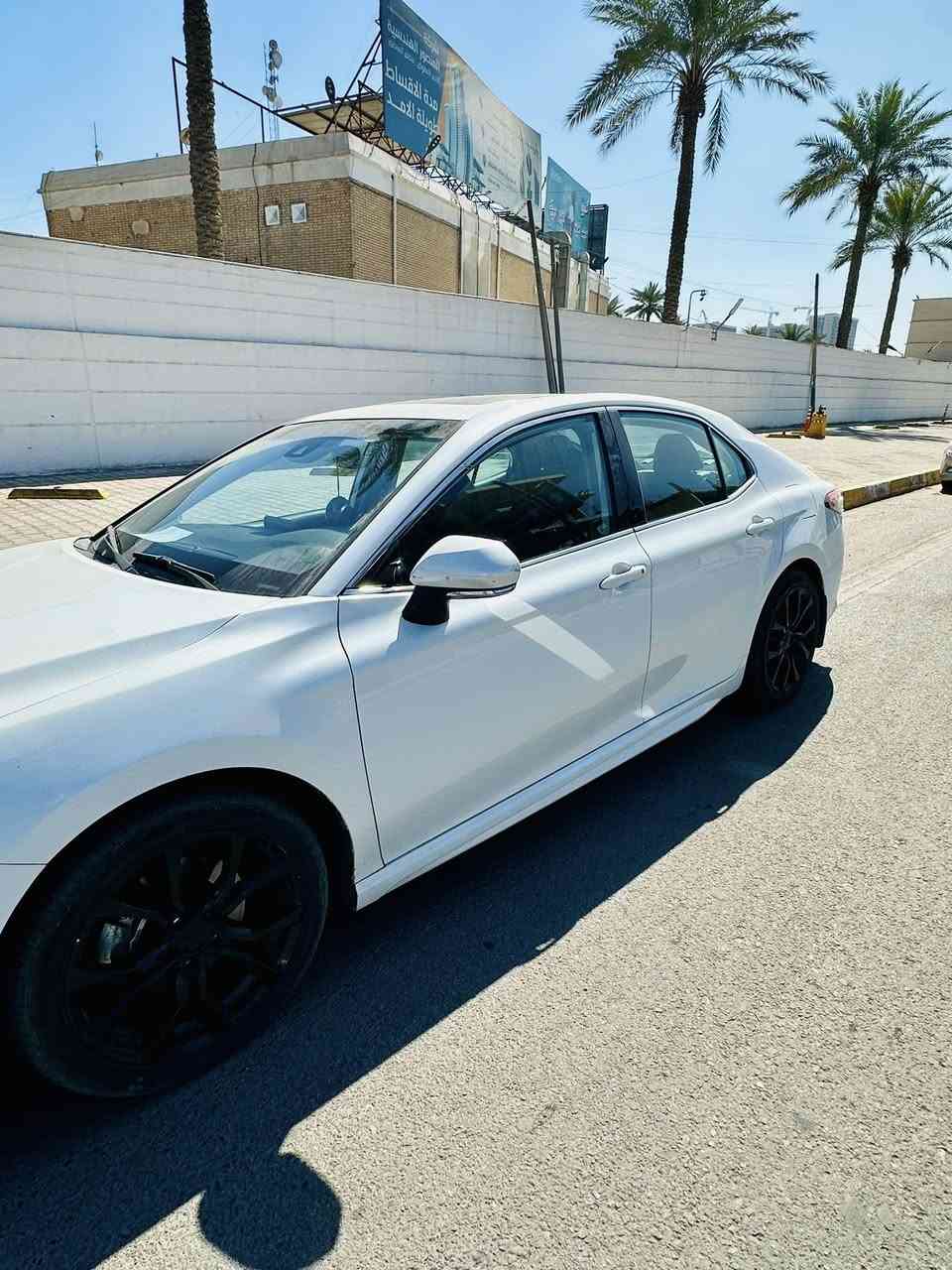 🚗 للبيع: تويوتا كامري هايبرد XSE 2022 فول مواصفات

📍 الموقع: (بغداد المنصور)

🔑 تفاصيل السيارة:

الموديل: 2022
الفئة: XSE فول مواصفات

ماشيه: 27mi

اللون الخارجي: (ابيض صدفي)
اللون الداخلي: جلد فاخر (اسود مات) 🪑

🔥 المواصفات:• 
فتحه سقف 
مقاعد جلد فاخر 🔥
• تدفئة  للمقاعد الأمامية
• تحكم كهربائي كامل للمقاعد
• نظام تشغيل ذكي بدون مفتاح (Push Start)
• مفتاح ذكي Smart Key
.تحكمات ستيرن جهتين 
.تدفئه ستيرن 
شاشه وسطيه كبيره 
شاشه اعطال كبيره
8 وسائد هوائيه (ايرباك)
اوتو كار بلي /أندرويد اوتو
سماعات JBL
• مثبت سرعة ذكي (Cruise Control)
• حساس أمامي وخلفي
• كاميرا خلفية
• Climate Control منفصل
:::::::::::::::::::::::::::::::::::::::::::::
حادث السياره سطحي بنيد راجع ليوره ومبدل البنيد  وجاملغات كلير
لغد شاصي ايرباك راديتر بدنه  كير مكينه كله بلادي ومكفول
.
للاستفسار  
***********
غير متواجد سوشل ميديا
