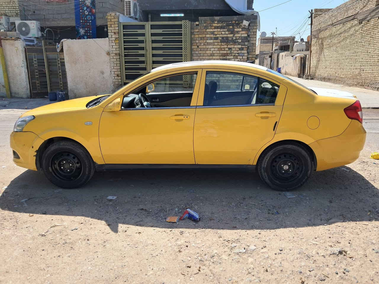 للبيع شيري اي فايف موديل ٢٠١٤ مصفره هيهة وغرامات رقم نكليزي سنويه ٣٠ بس عل ستلام مكينه وكير كورولا بيكاشو نحله ياباني سياره فول مواصفات شاشه تحكم ستيرن تنته صقف شغاله تحكم مري مدوشمه صدر جديد امامي خلفي تخم تاير بلاديه لاضربه ولا صبغ كهربايات كل شغال وجاهزه سعر ٣٨ مكاني بغداد ***********شرط التحويل مابيع قصد
