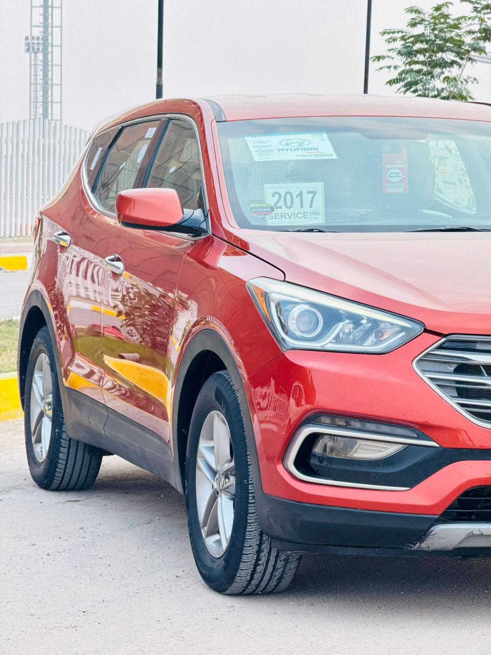 السلام عليكم هونداي سنتافي 2017 وارد امريكي  رقم ذي قار تحويل ثاني يوم مكينه 2400 مكينه كير تبريد حداديه تخم تاير جاهزه لااخير مواصفات نص فول حادث صبغ باب اوجاملغ فقط بجم كبس شركه. السعر 148 مكان ناصريه مركز  ***********.
