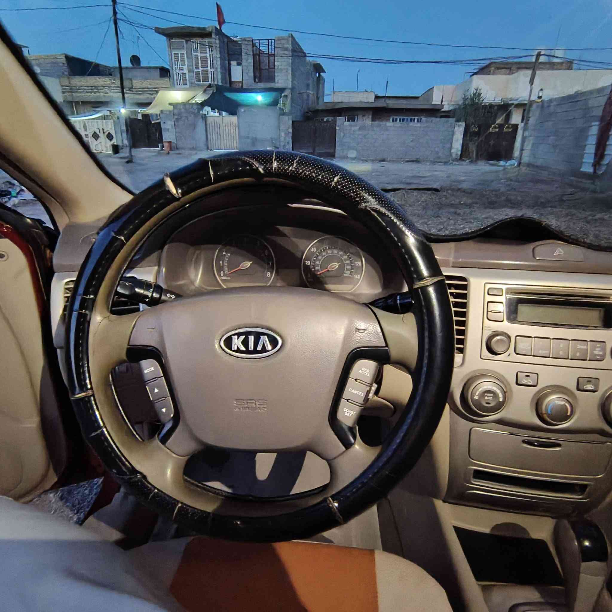 سلام عليكم اوبتما اللبيع موديل سياره 2008 محرك سياره 2400 سياره مكفوله وارد امريكي كهربائيات سياره كله شغاله تبريد وتتفئه شغاله داخل سياره نضيف اكثر تفاصيل اتصال على رقم ***********
